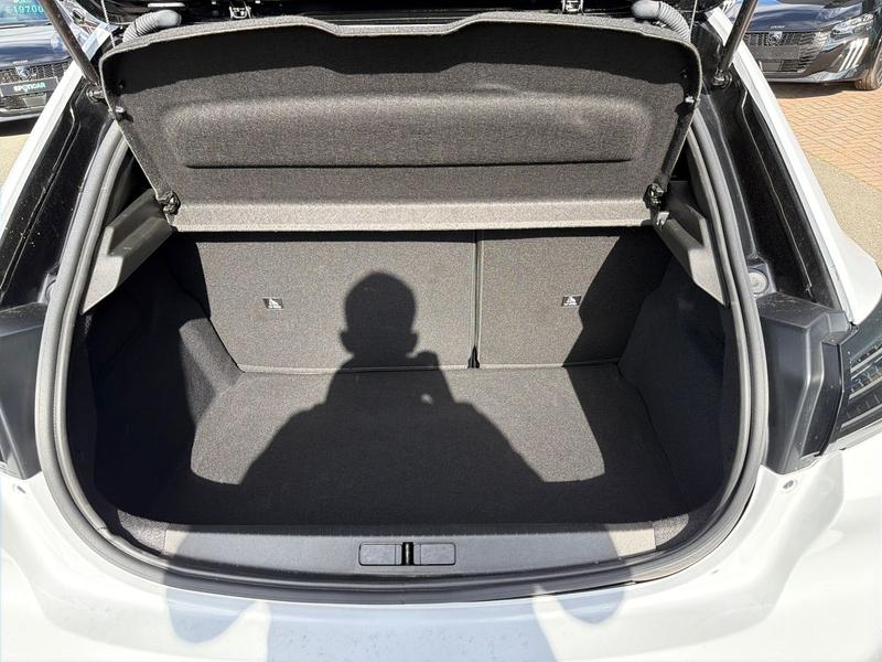 Used Peugeot 208 KM75HHS 19