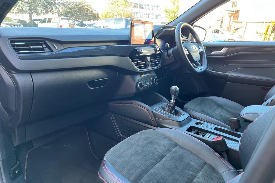 Ford Kuga Photo autoimg-f00b439ca07ec4121a30d849e19cf40900edace9.jpg