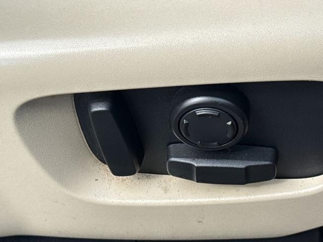 Land Rover Discovery Photo 28