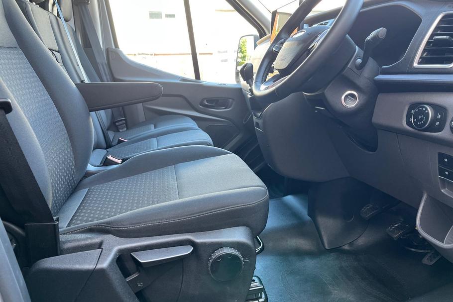Used Ford TRANSIT WN75UBH 32