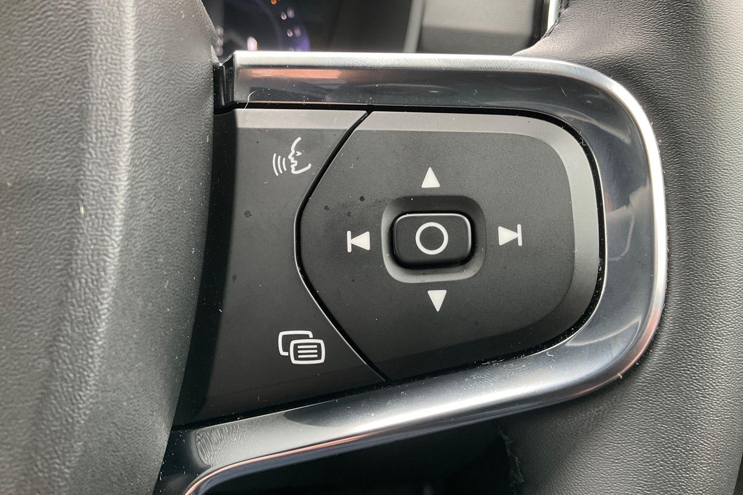 Volvo XC40 Photo 33