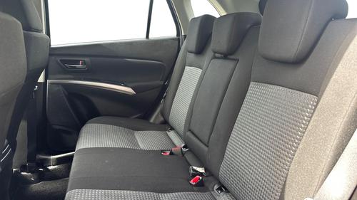 Suzuki SX4 Photo autoimg-f00cf042e245c5acf7880e3ee3928e2f02256c4f.jpg