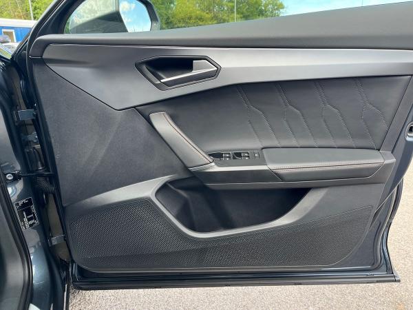 CUPRA Formentor Photo autoimg-f0122bf956e6fcfe229536f6f17cd510900c6939.jpg