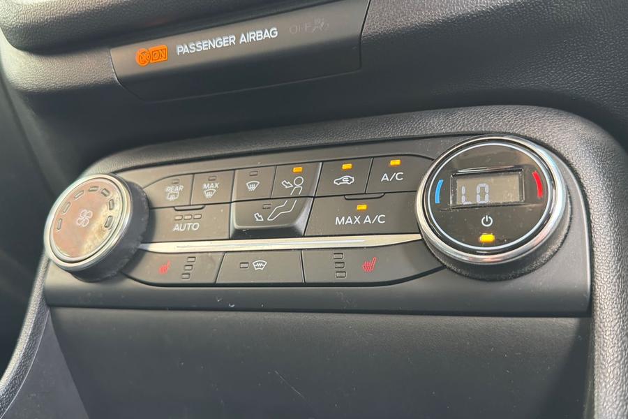Ford FIESTA Photo autoimg-f013b48fa536f9fcabfda9252ac2f0ea939cb2c7.jpg