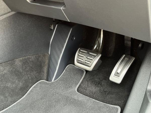 Volkswagen Golf Photo autoimg-f015dbd583707467ca83f4daf6fbab217549c891.jpg