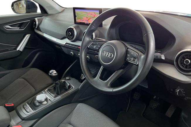 AUDI Q2 Photo 6