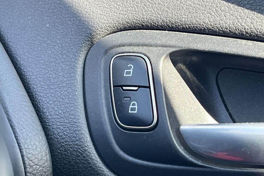 Ford Focus Photo autoimg-f0177736cdb78d9d466def8106bce4d7d829d91d.jpg