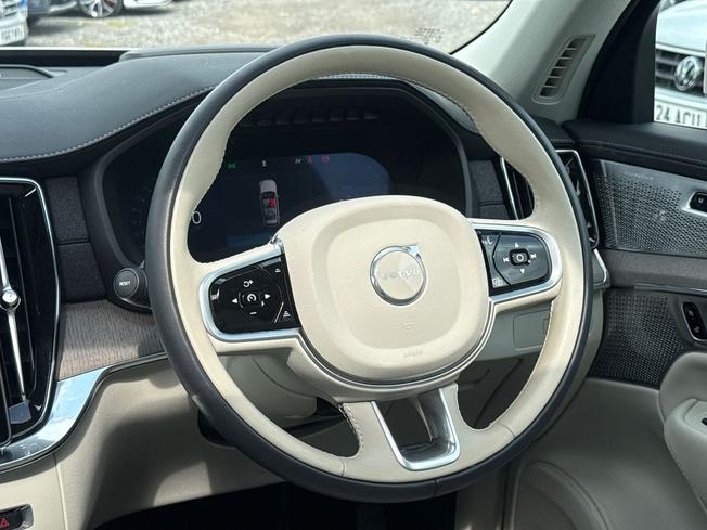 VOLVO Xc90 Photo 40