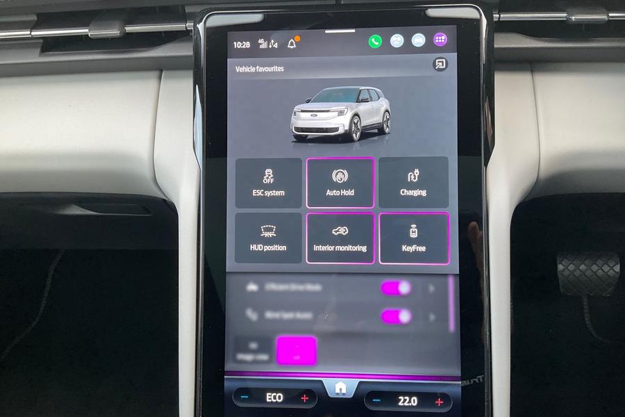 Ford Explorer Photo autoimg-f01913131bafeca8e10d4b14a1545d28e284fc1e.jpg