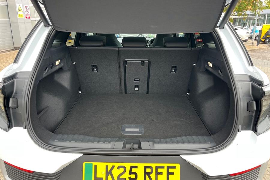 Ford Explorer Photo autoimg-f01936b5a65a881fcc7bd9281fd578793292e397.jpg
