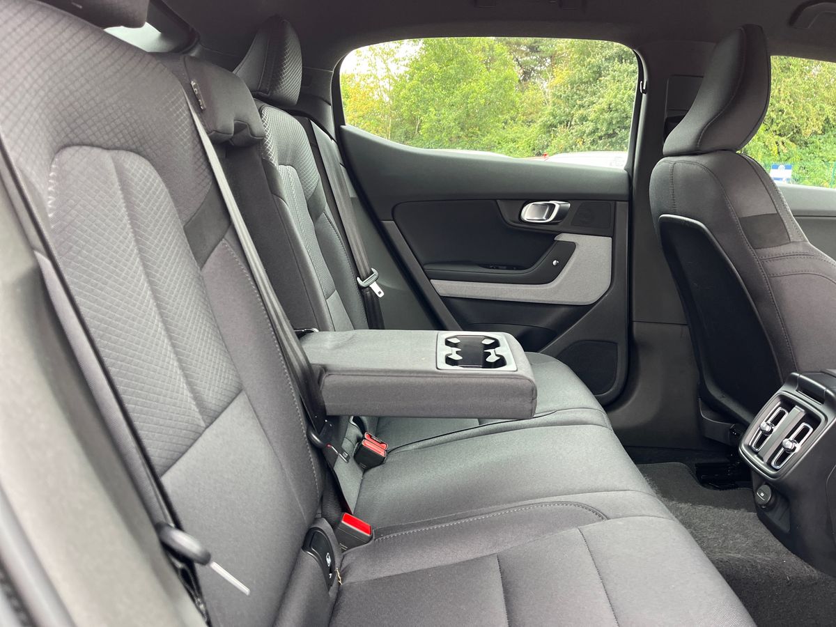 Polestar Polestar 2 Photo 30