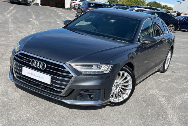 Audi A8 Photo 24