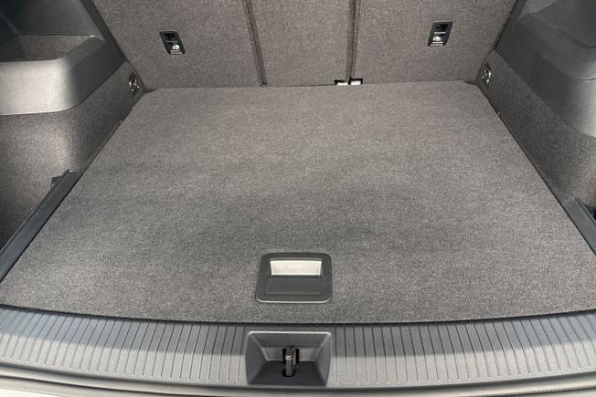 VOLKSWAGEN Tiguan Photo 12