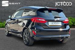 FORD Fiesta Photo 3