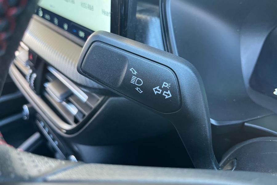 Ford Kuga Photo autoimg-f025d5d5167bc32939fa2566b23478e82bf1caf3.jpg