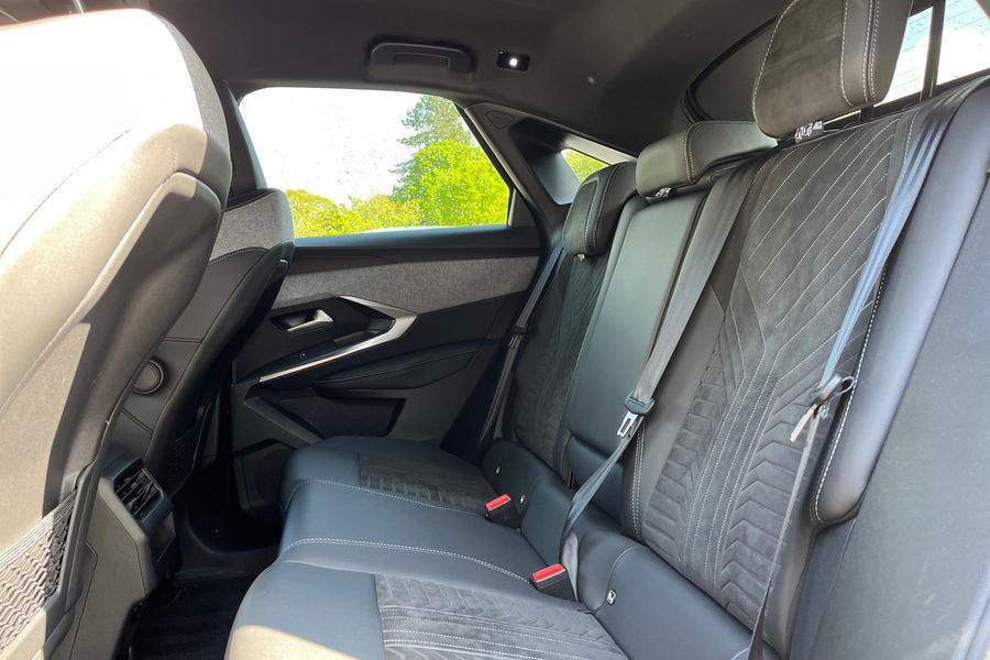 Peugeot 3008 Photo autoimg-f028bc85b3ec832d897a2b5c5bf169779e8b8996.jpg