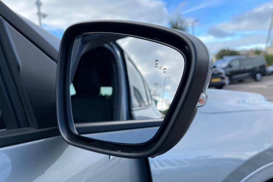 Ford KUGA Photo autoimg-f02b4d75807a8b8dbdf47b2ed9e053d6ed9b6c4b.jpg