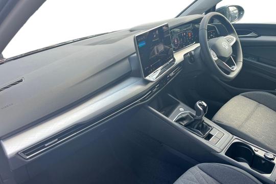 Volkswagen Golf Photo autoimg-f02cc1799740b767f1a481f8e4c0eee830c665ed.jpg