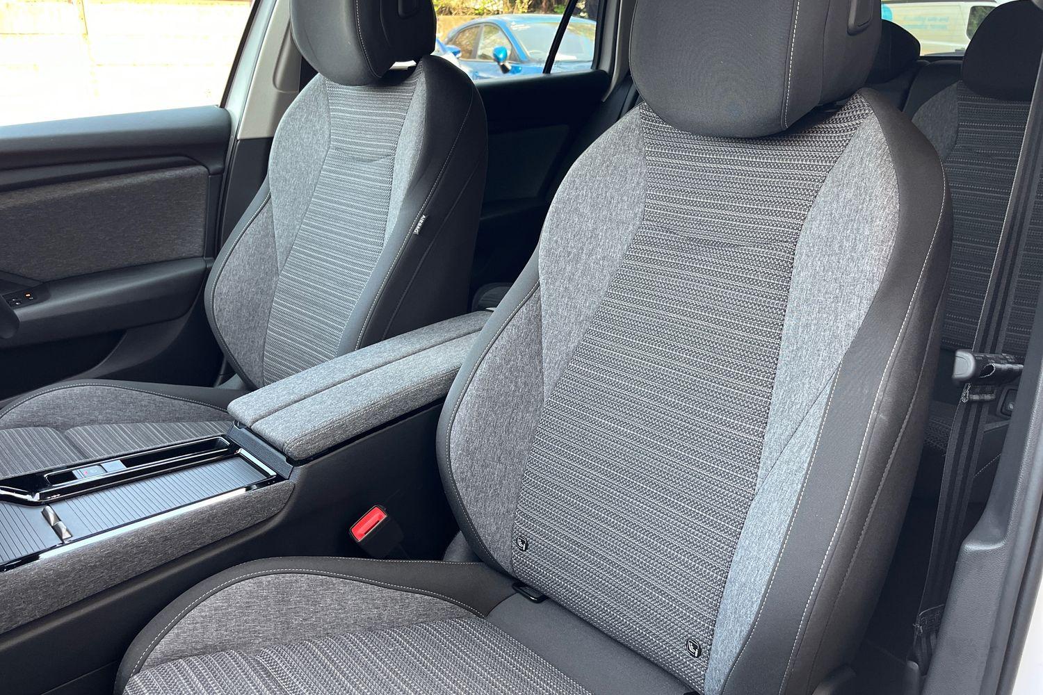 Skoda SUPERB Photo 18