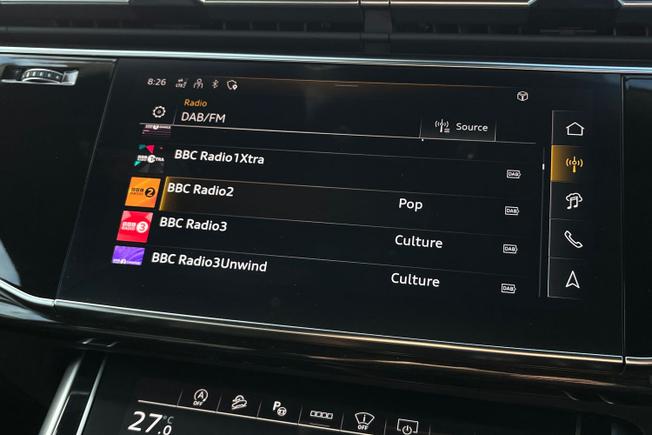 AUDI Q8 Photo 35