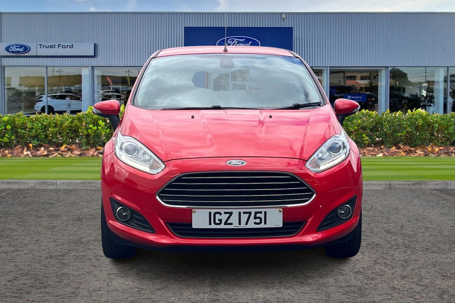 Ford FIESTA Photo 5