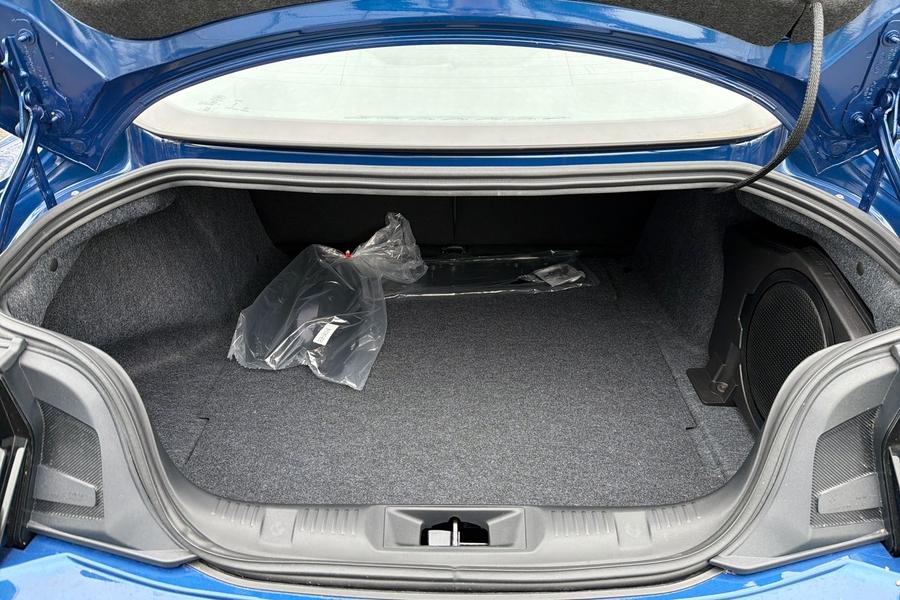 Ford MUSTANG Photo autoimg-f0323bb83c44ab8e5935bf22e008552796bbd6cc.jpg