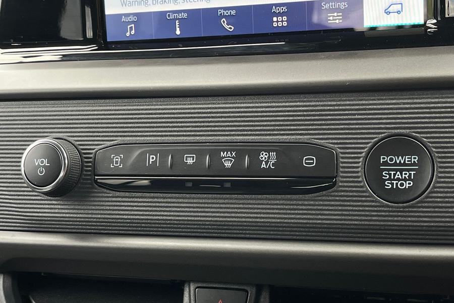 Ford Tourneo Courier Photo autoimg-f03430c98a015357b3b26255592123d8bbf0a640.jpg