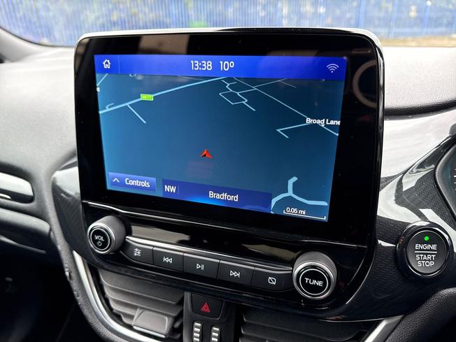 FORD Fiesta Photo 14