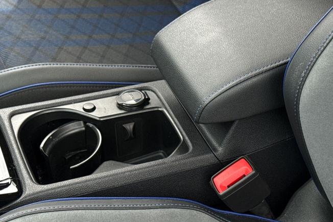 VOLKSWAGEN Golf Photo 41