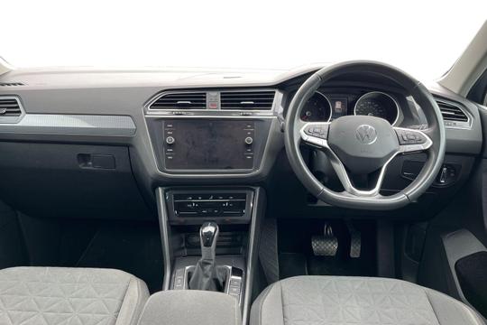 Volkswagen Tiguan Photo autoimg-f03e44ddb59151515512bffa8bd96b8ece6f219b.jpg