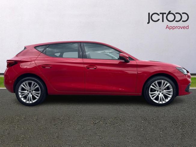 SEAT Leon Photo 4