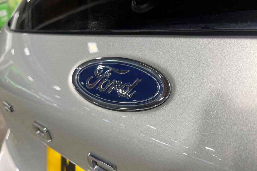 Ford Focus Photo autoimg-f0411d9ee6702e15eb52279eff8655a1d018fd2c.jpg