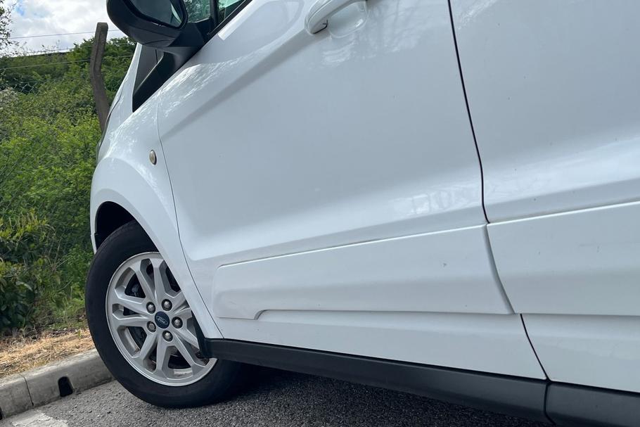 Used FORD TRANSIT CONNECT EX69UBS 27