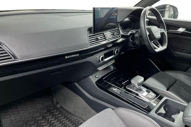 AUDI Q5 Photo 2