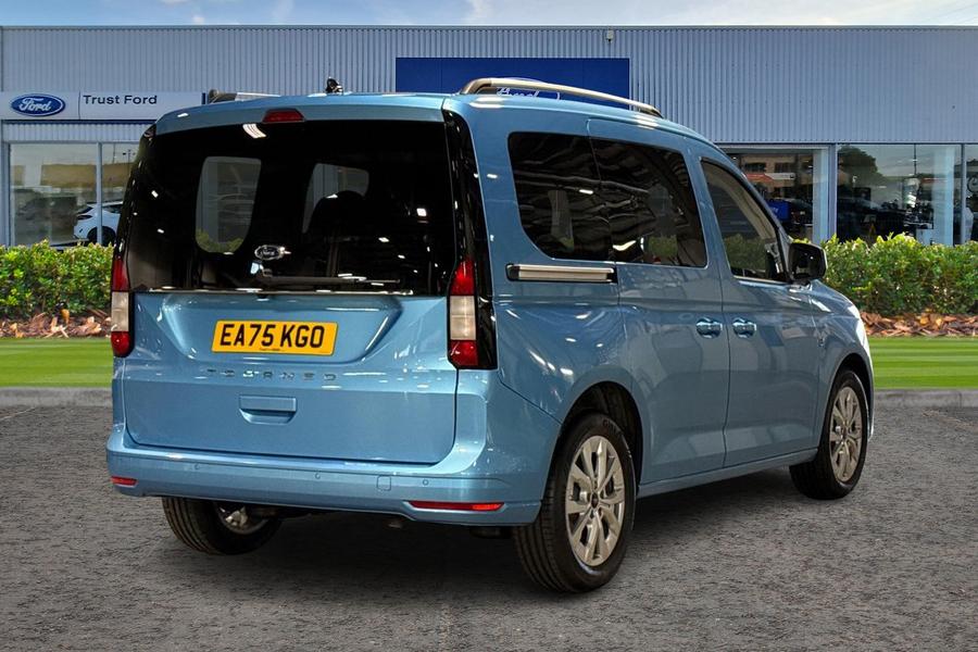 Ford Tourneo Connect Photo autoimg-f0496f6b403508bd8dae94bce89688ab633ee19c.jpg
