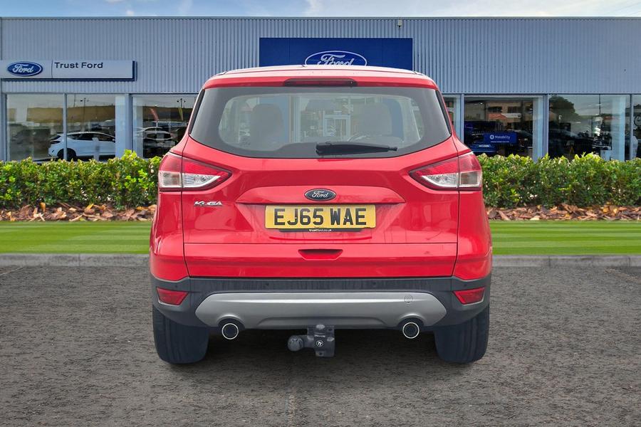 Ford KUGA Photo autoimg-f049f8efba625952713cbf714401f16a9972c846.jpg