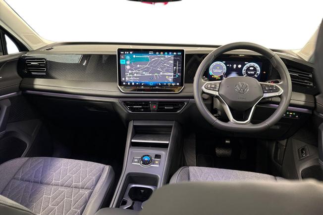 VOLKSWAGEN Tiguan Photo 10