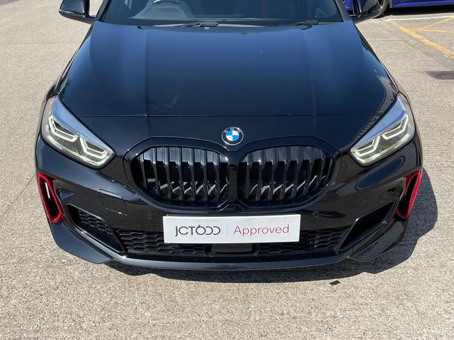 BMW 1 Series Photo 21