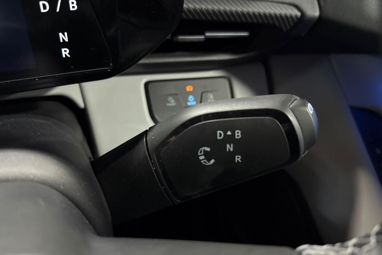 Ford Explorer Photo 14