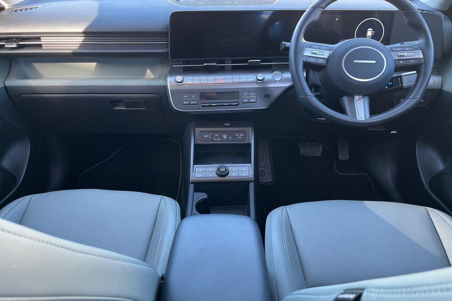 Hyundai KONA Photo 9