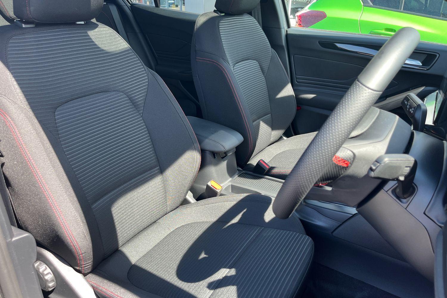 Ford FOCUS Photo 16