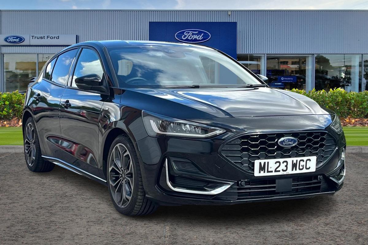 Ford Focus listing photo