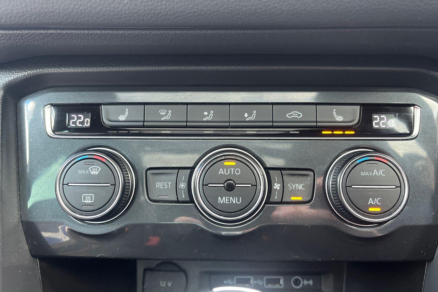 Volkswagen TIGUAN Photo 34