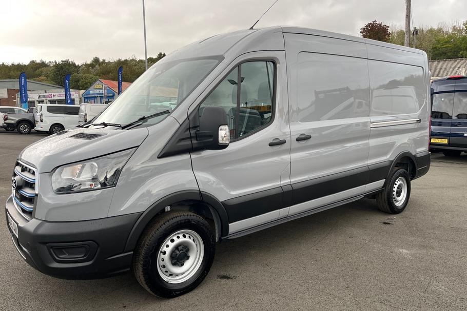 Used FORD E-TRANSIT YO25JUU 36