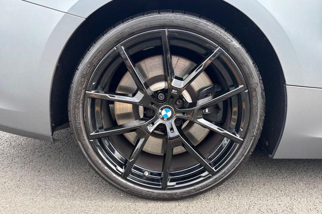 BMW 8 Series Photo 5