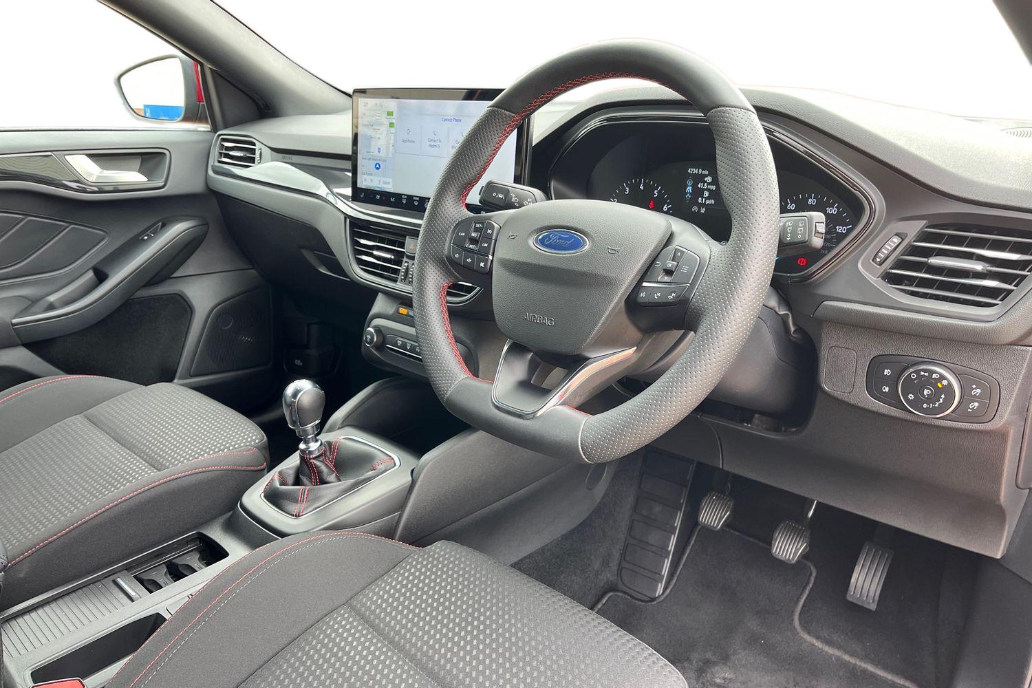 Ford Focus Photo 8