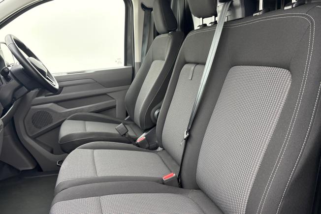 VOLKSWAGEN Transporter Photo 29