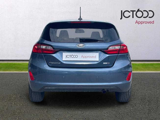 FORD Fiesta Photo 7