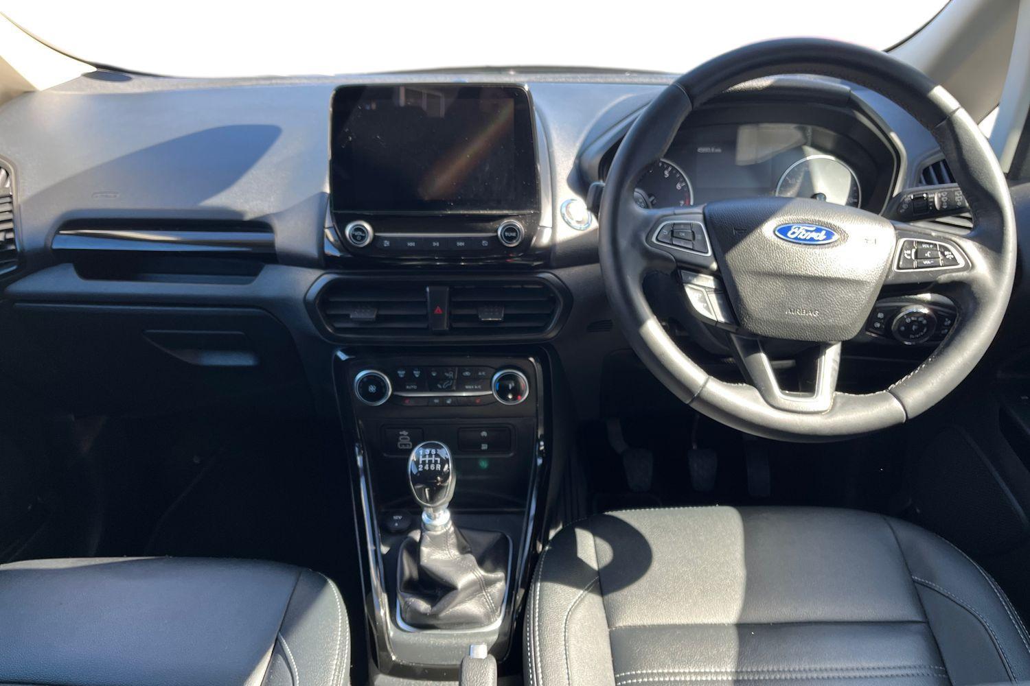 Ford ECOSPORT Photo 9