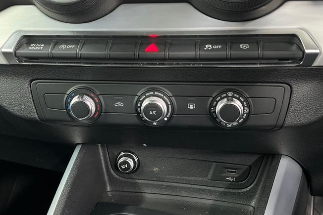 Audi Q2 Photo 23